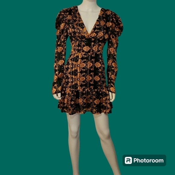 EMPRADA Alana Gold Metallic Floral Print Puff Sleeve Ruffle Holiday Hoco Dress - Picture 1 of 10